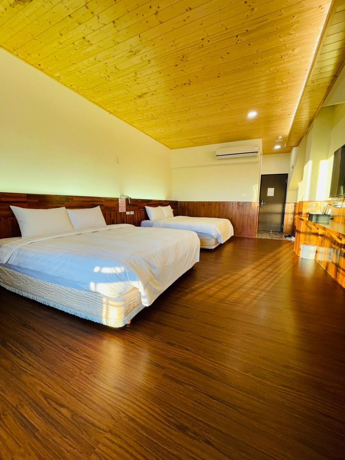 Junyi Landscape Villa Renai Bagian luar foto