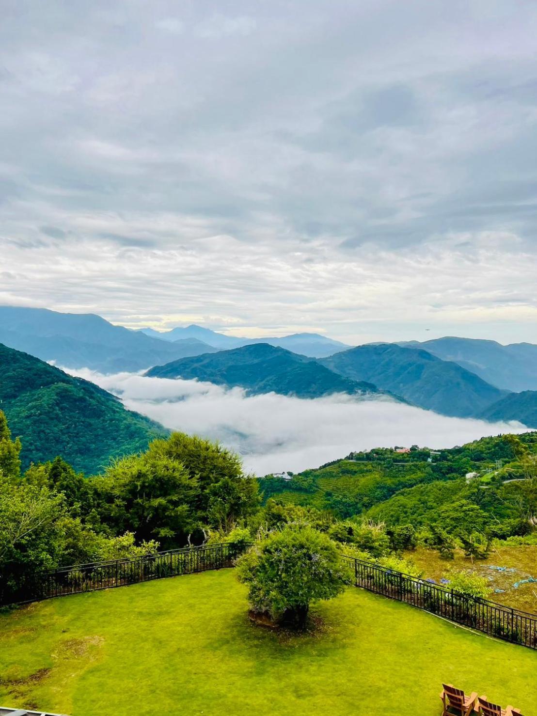 Junyi Landscape Villa Renai Bagian luar foto